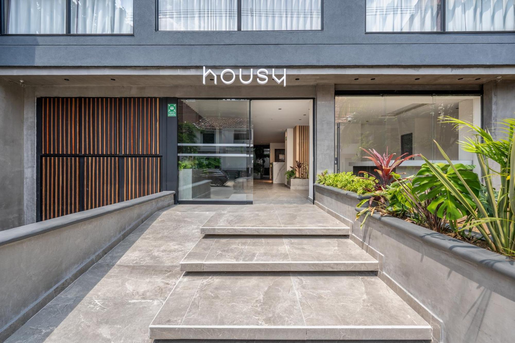 Apartamentos Housy Laureles Medellín Exterior foto